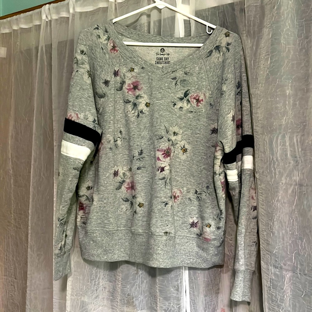Gray floral v-neck sweatshirt